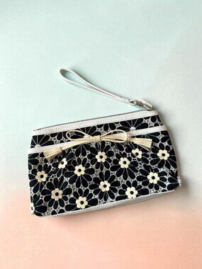 ISABELLA FIORE Black Cream Floral Wristlet Clutch